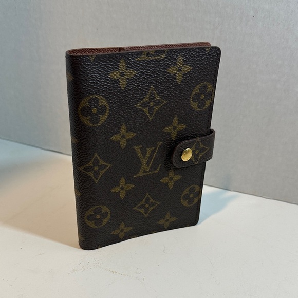 Louis Vuitton Handbags - Louis Vuitton Monogram Agenda/ Passport Holder
Date Code SP0090
4” x 6”